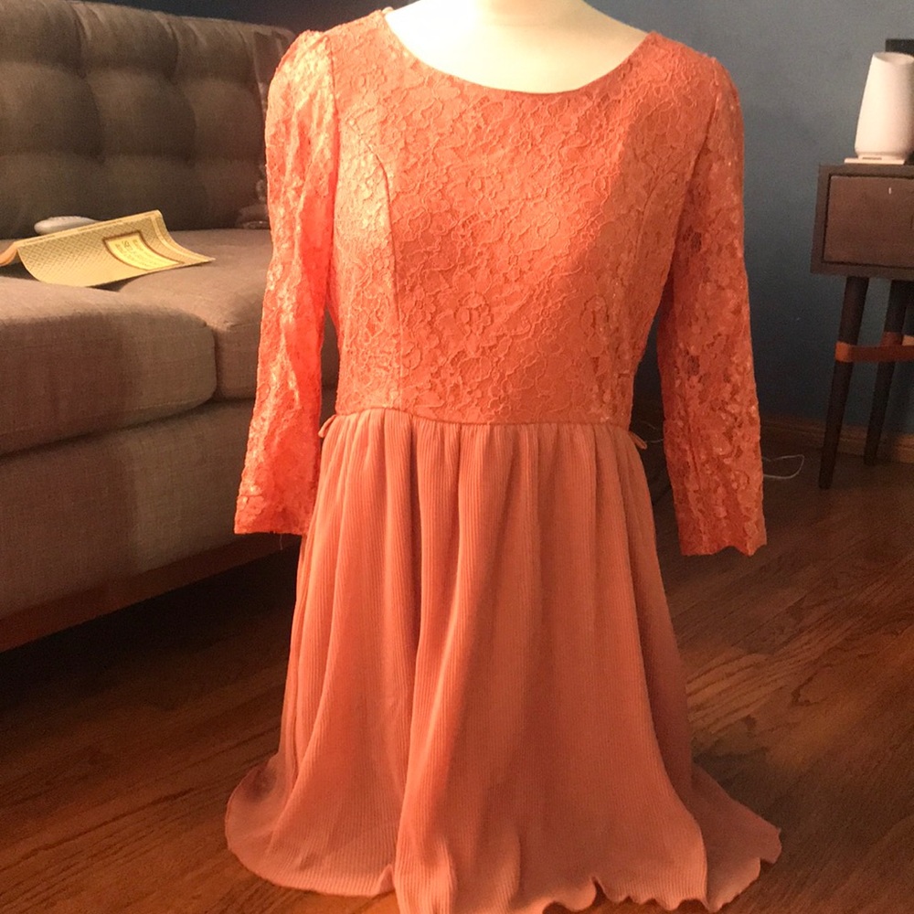 Forever 21 lace dress size L